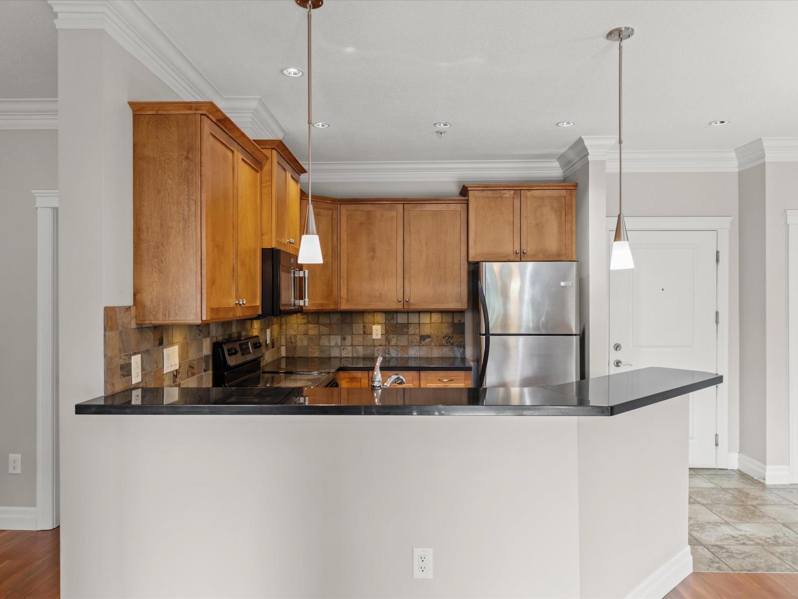 103C 45595 TAMIHI WAY, Garrison Crossing