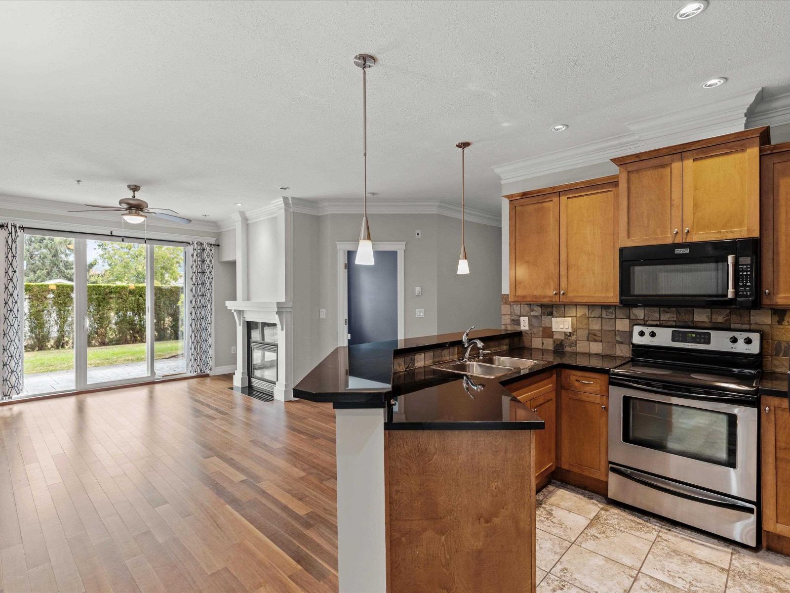 103C 45595 TAMIHI WAY, Garrison Crossing
