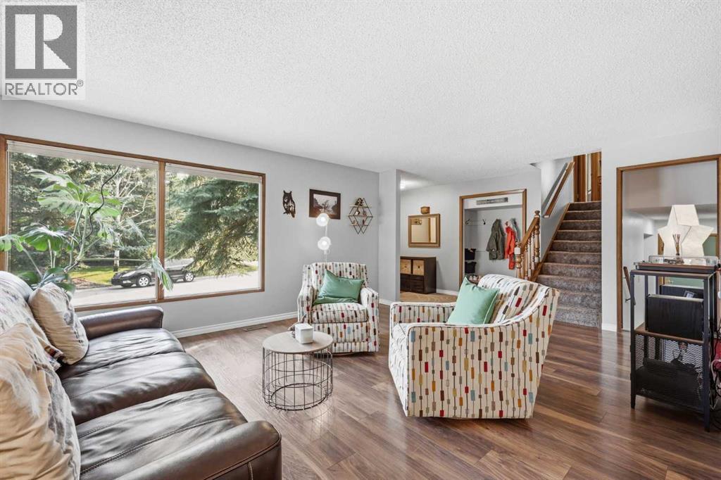 5 Glenwood Crescent