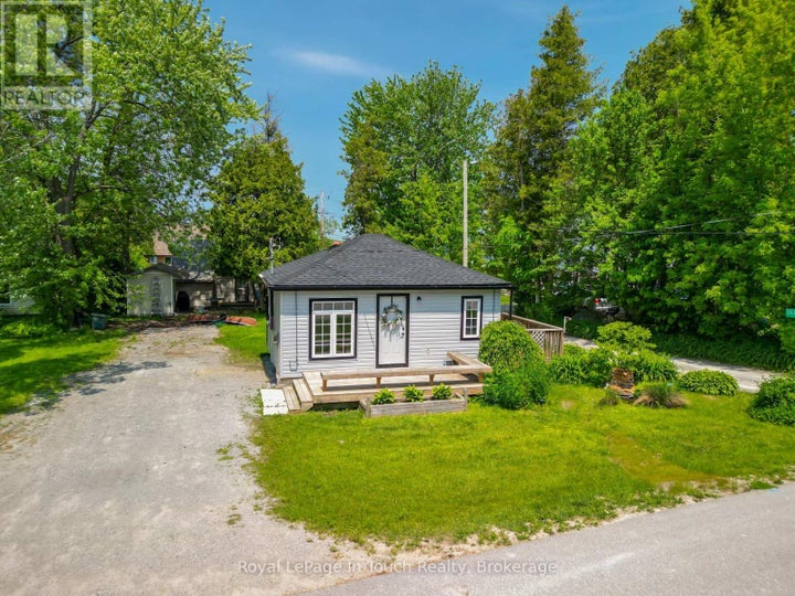 Photo 1 of 27 — 78 KING RD, Tay (Waubaushene), ON L0K 2C0