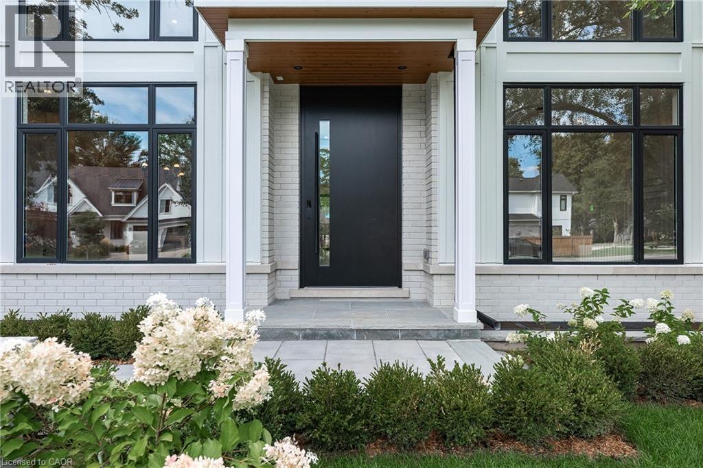 61 HIGHLAND Road