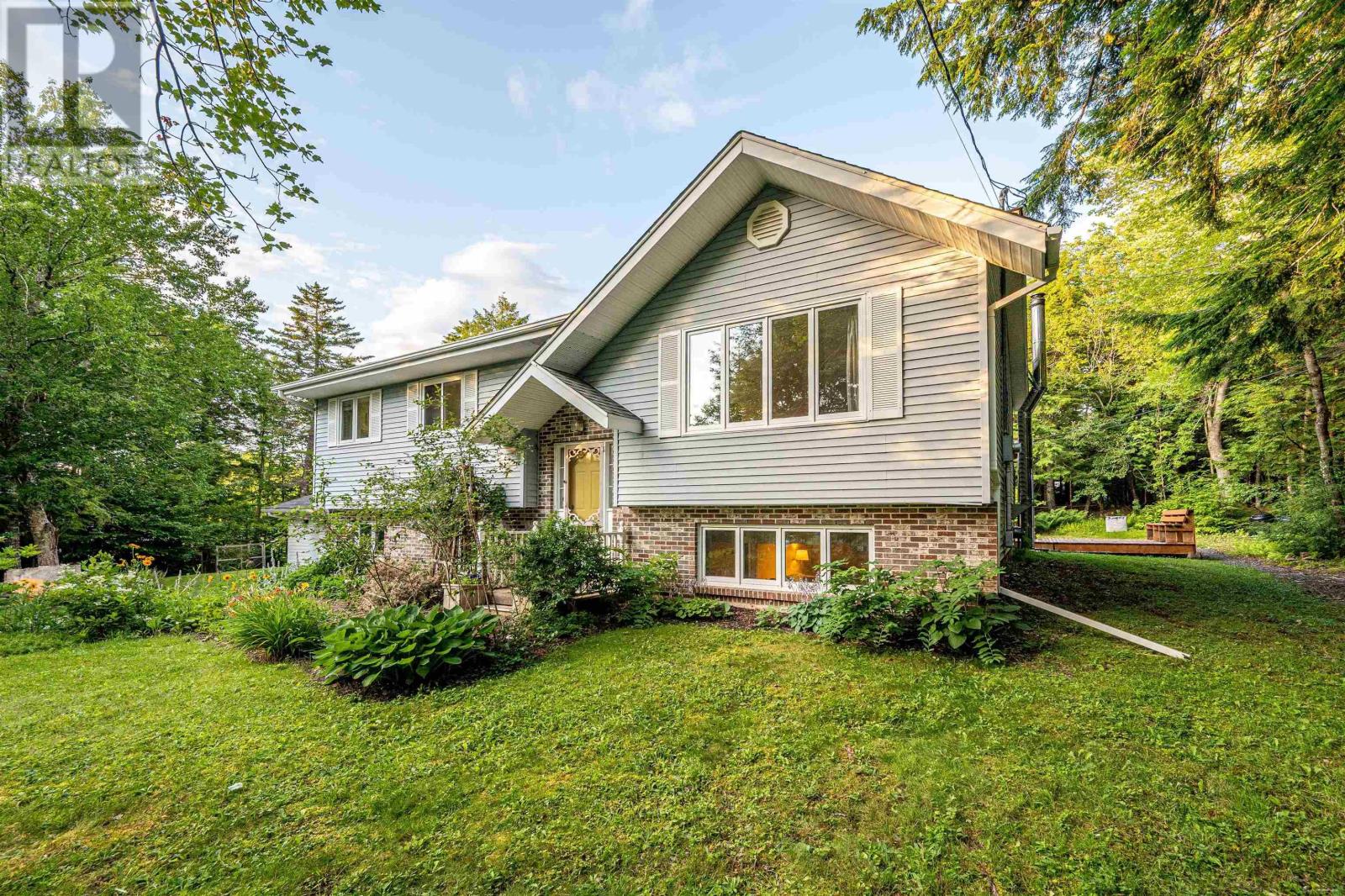 10 Elmwood Court