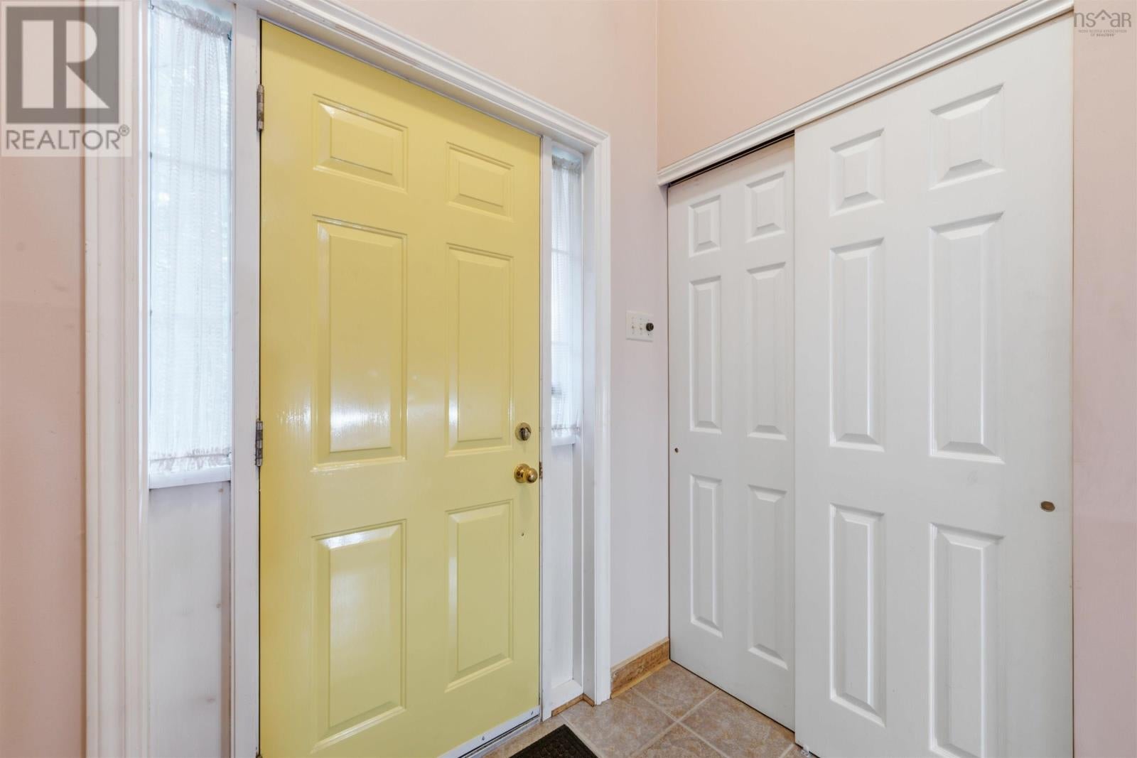 10 Elmwood Court