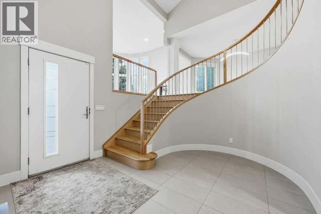 1216 Varsity Estates Drive NW