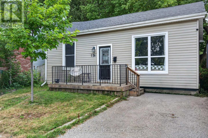 Photo 1 of 15 — 174 CLARENCE STREET, London East (East K), ON N6B 2J7
