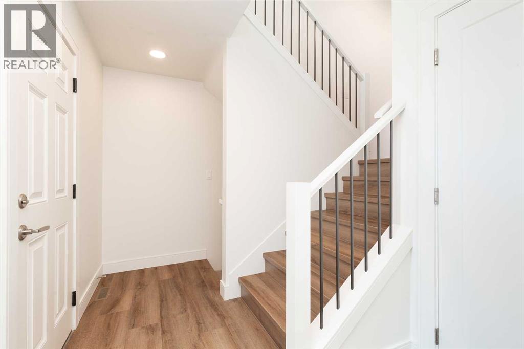 561 Malahat Green W