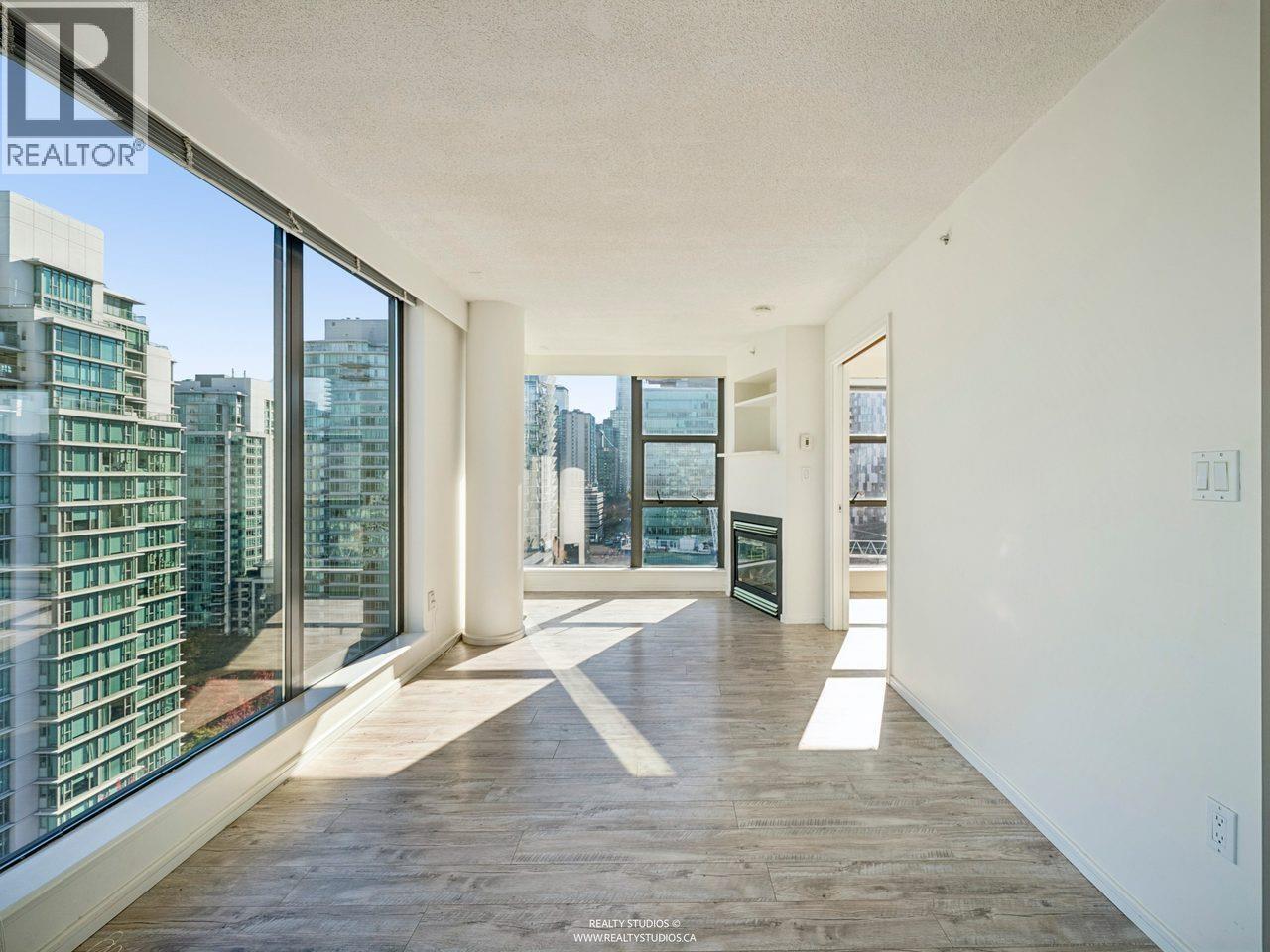 1807 1723 ALBERNI STREET