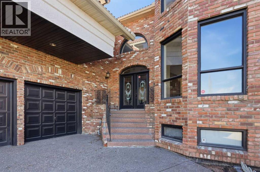 91 Patterson Crescent SW