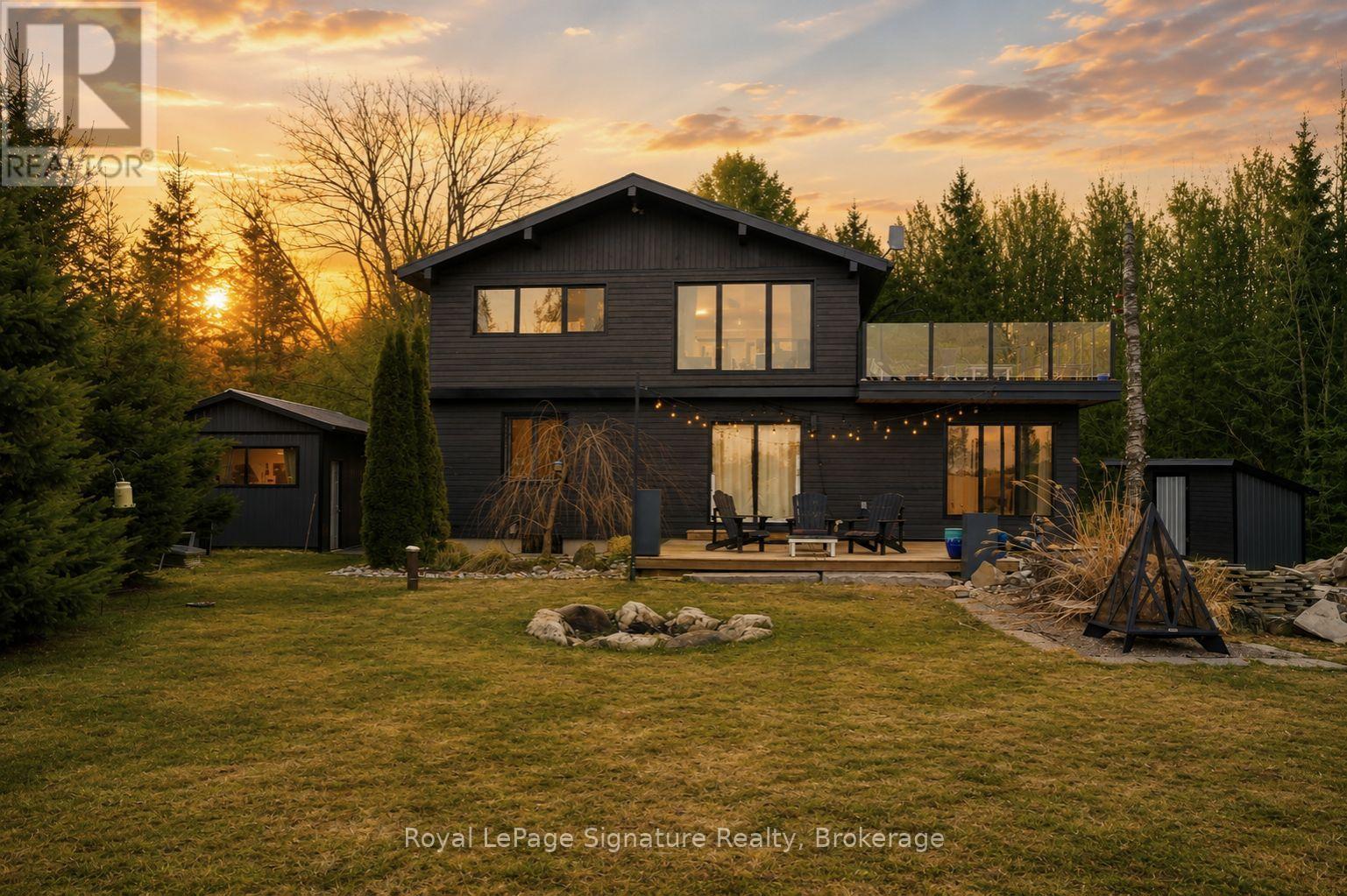 194552 13 GREY ROAD