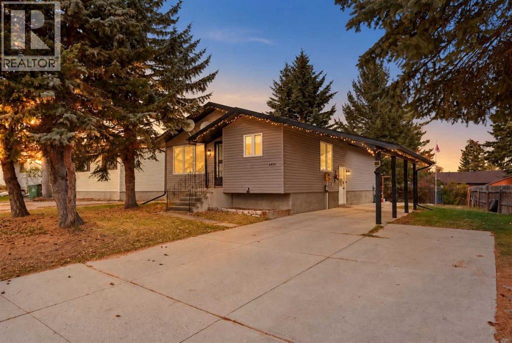 5320 57 AVENUE, ROCKY MOUNTAIN HOUSE, AB T4T 1M7 - Image 2939636336.jpeg?d=l