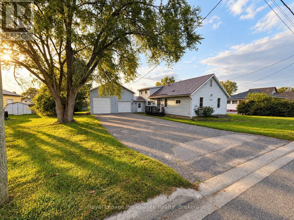 14 PEARL STREET, BELLEVILLE (BELLEVILLE WARD), ON K8N 4X2 - Image 1063451400.jpeg?d=l