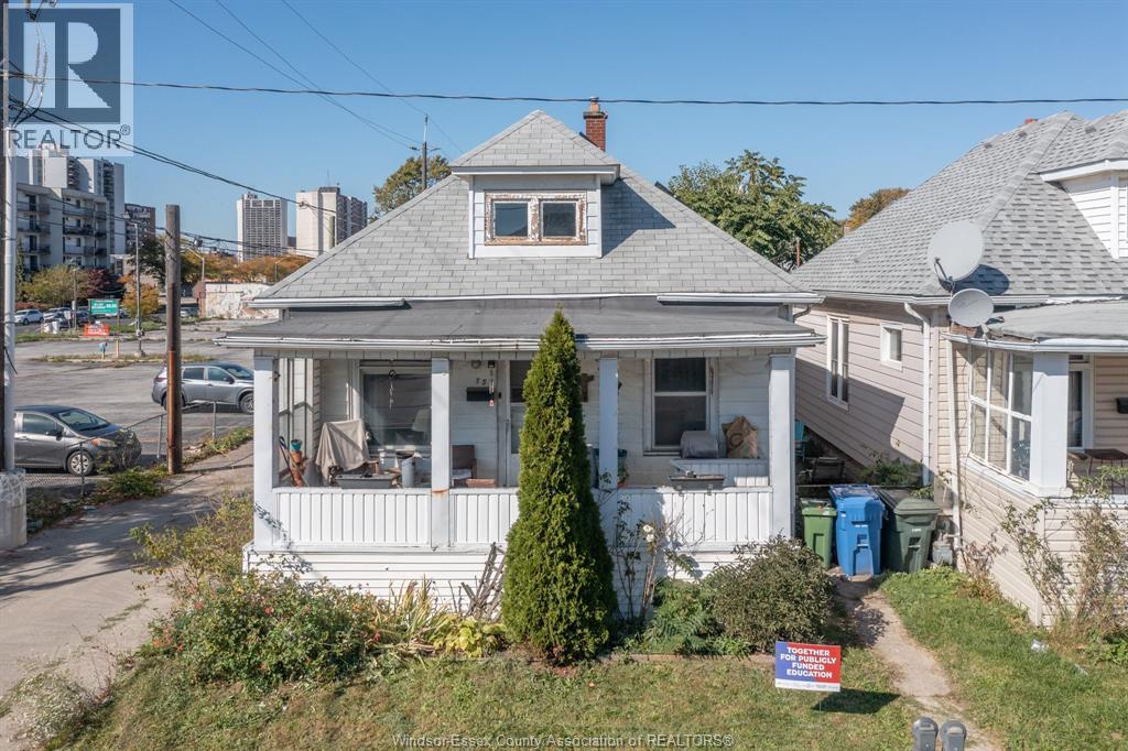 156 ERIE STREET, WINDSOR, ON N9A 3W8 - Image 2864195018.jpeg?d=l