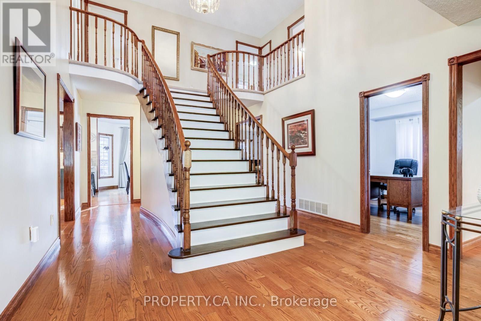 411 FREEMAN CRESCENT
