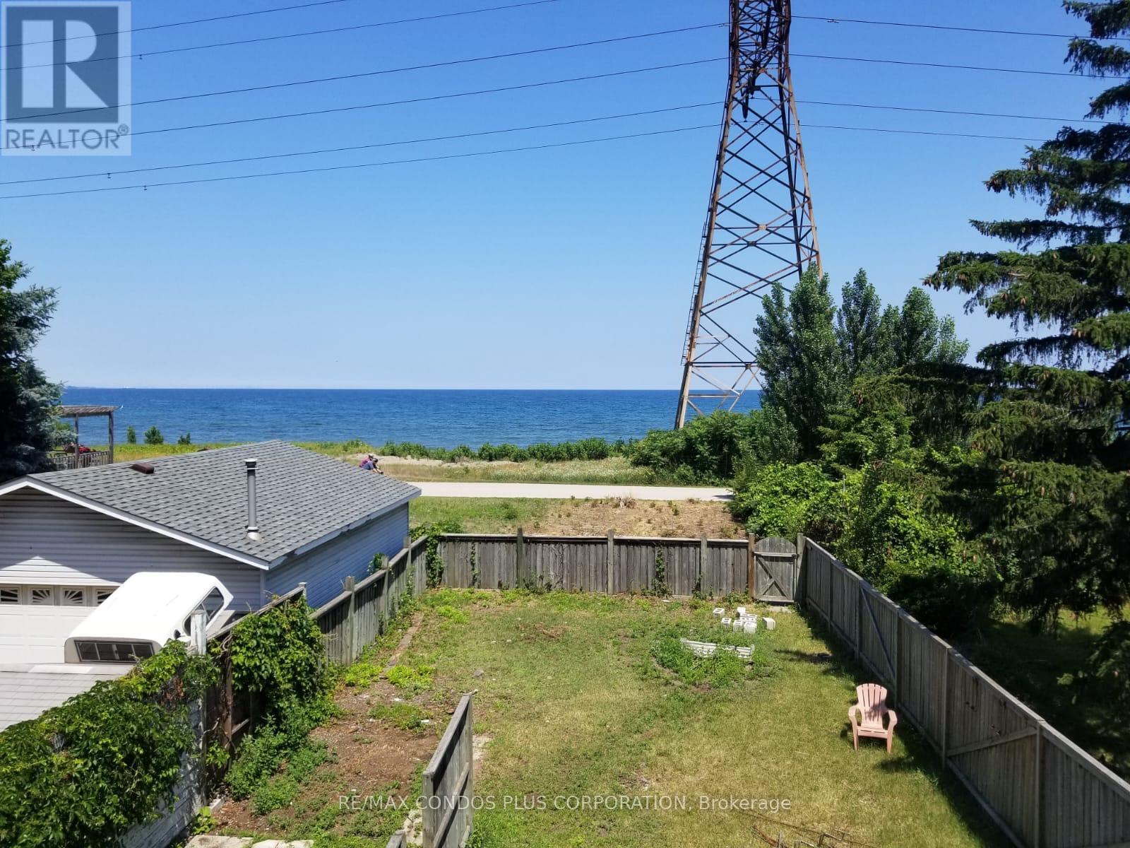 869 BEACH BOULEVARD
