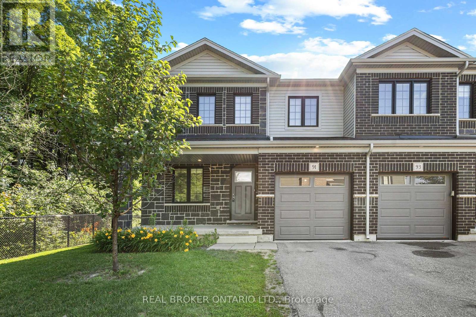 91 WOODEDGE CIRCLE