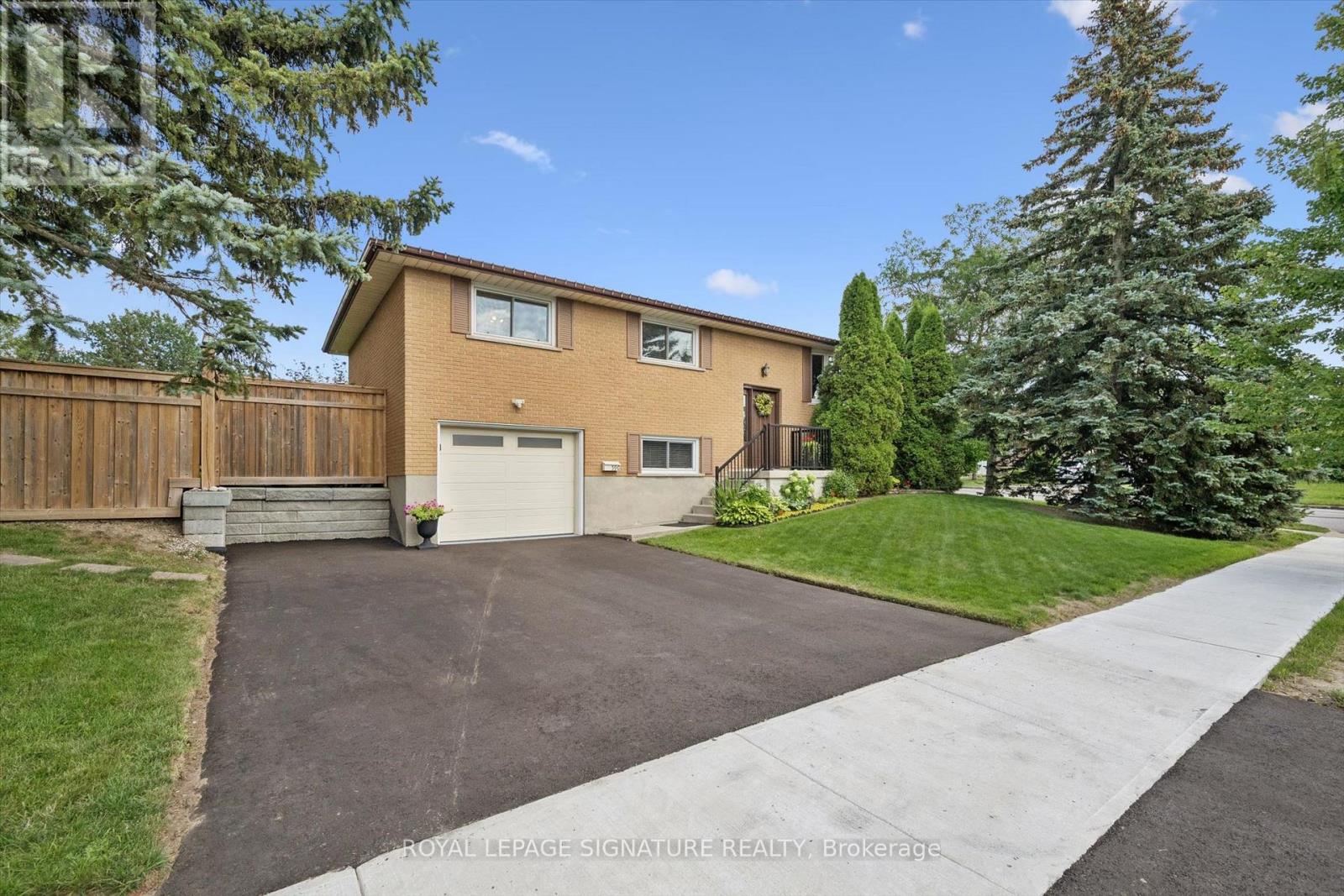 590 FERN ROAD