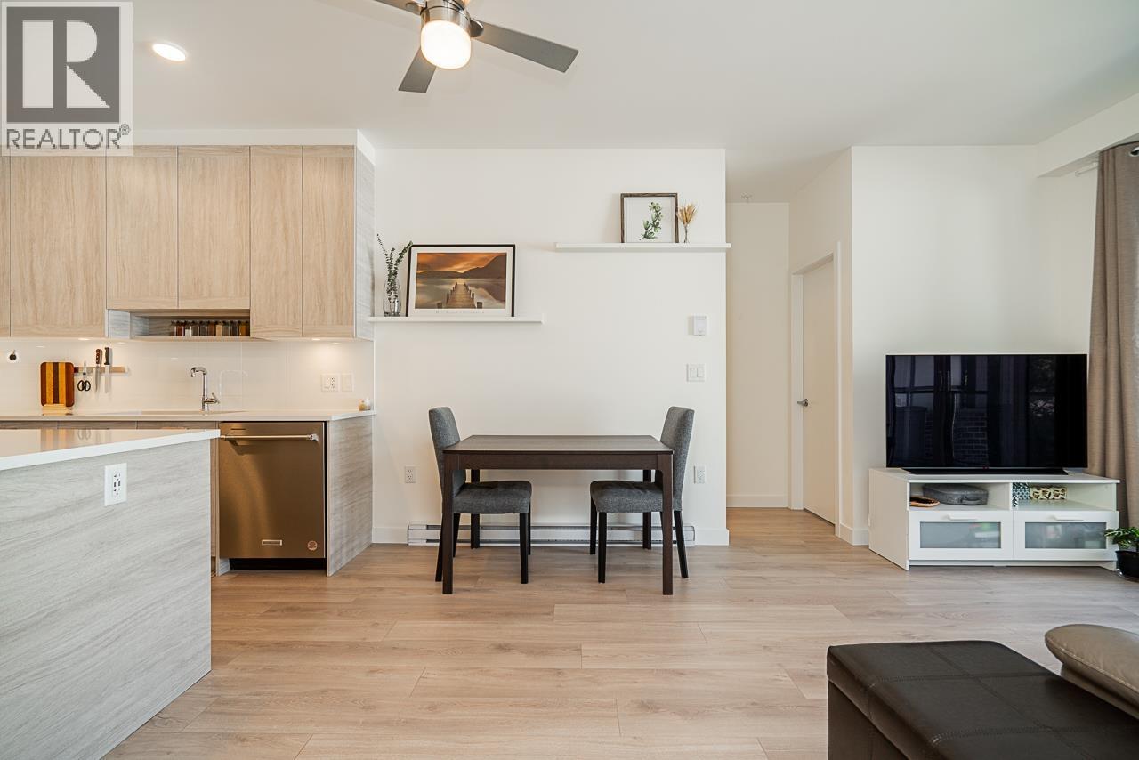 303 7579 16TH STREET
