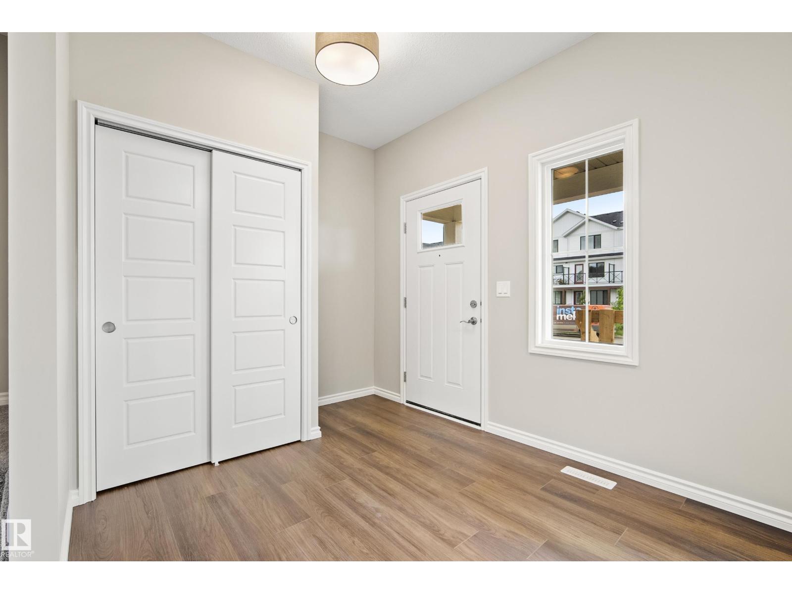 1222 MCLEOD AV