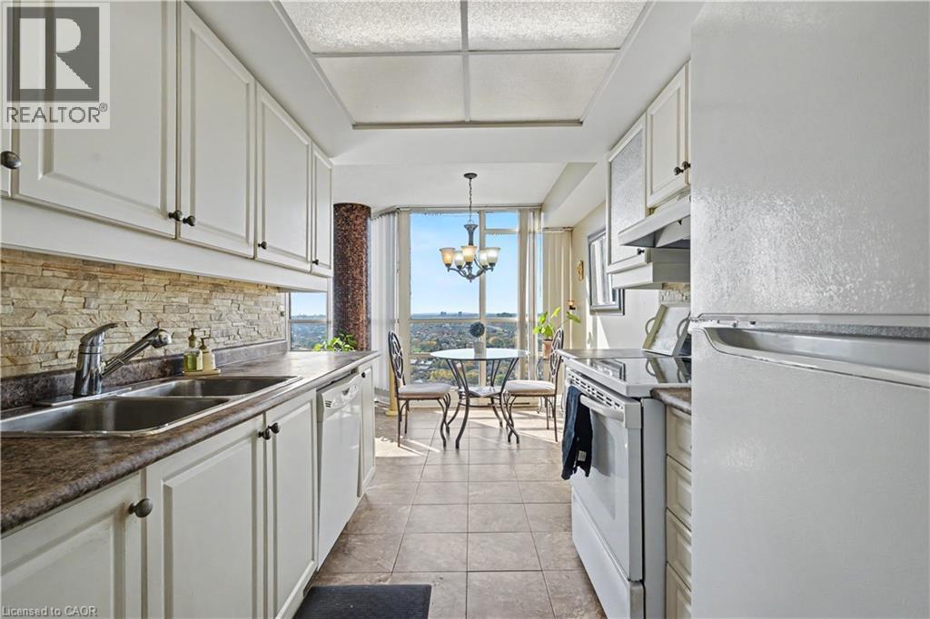 45 KINGSBRIDGE GARDEN Circle Unit# 2407