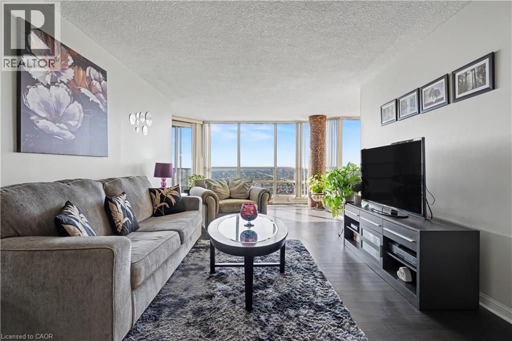 45 KINGSBRIDGE GARDEN Circle Unit# 2407