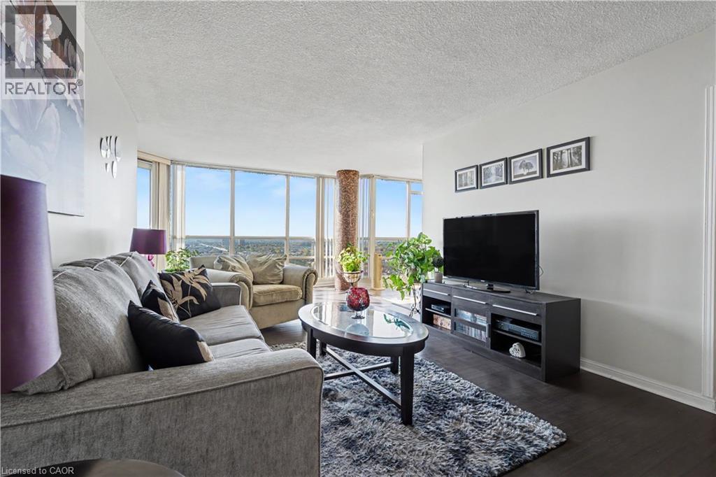 45 KINGSBRIDGE GARDEN Circle Unit# 2407