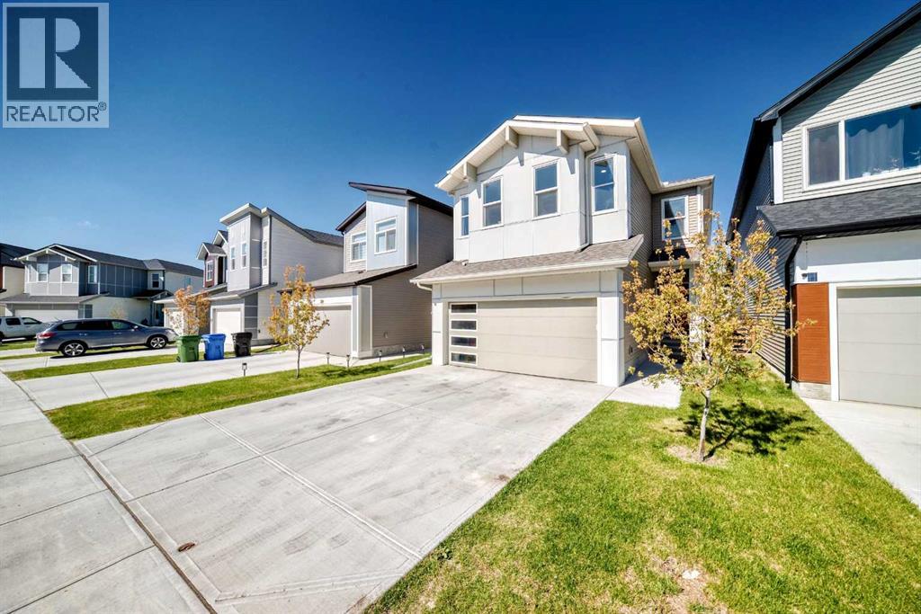 27 Belvedere Point SE