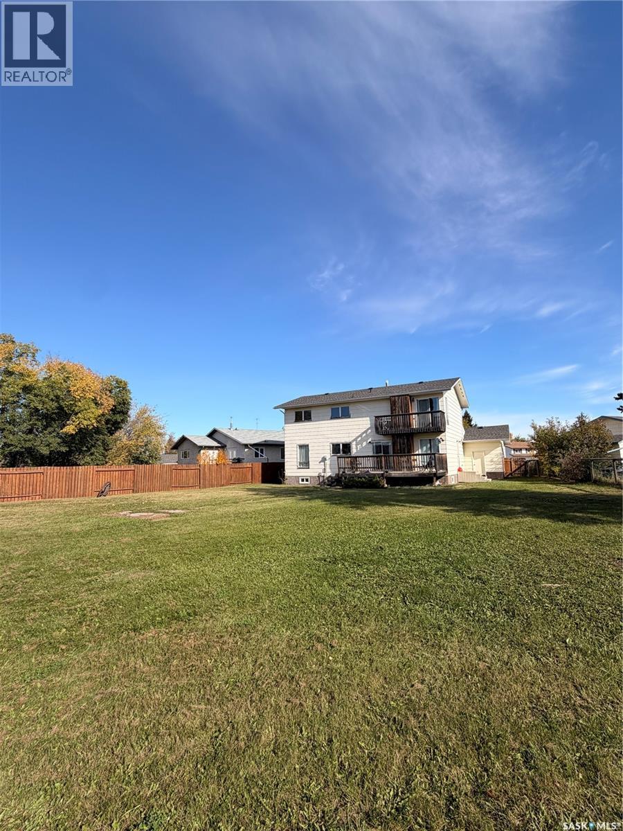 56 Dunfield CRESCENT