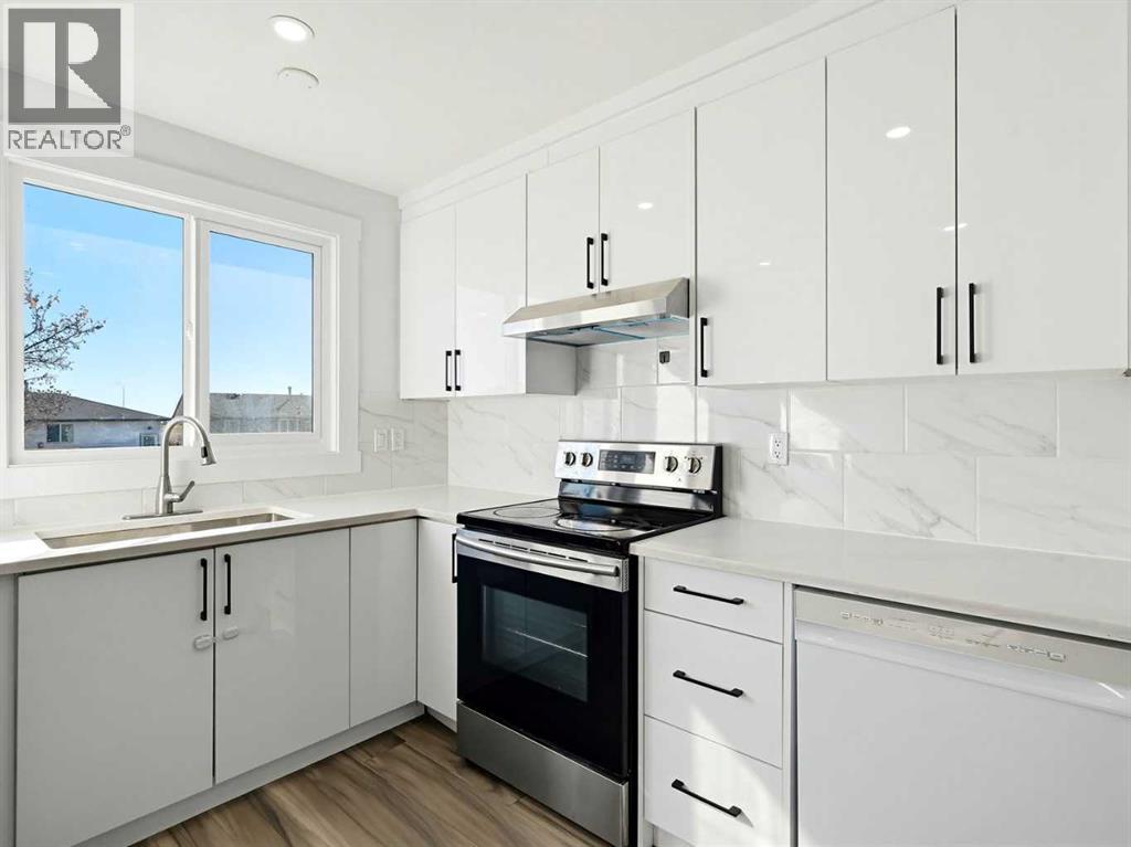 215 Rundlecairn Road NE