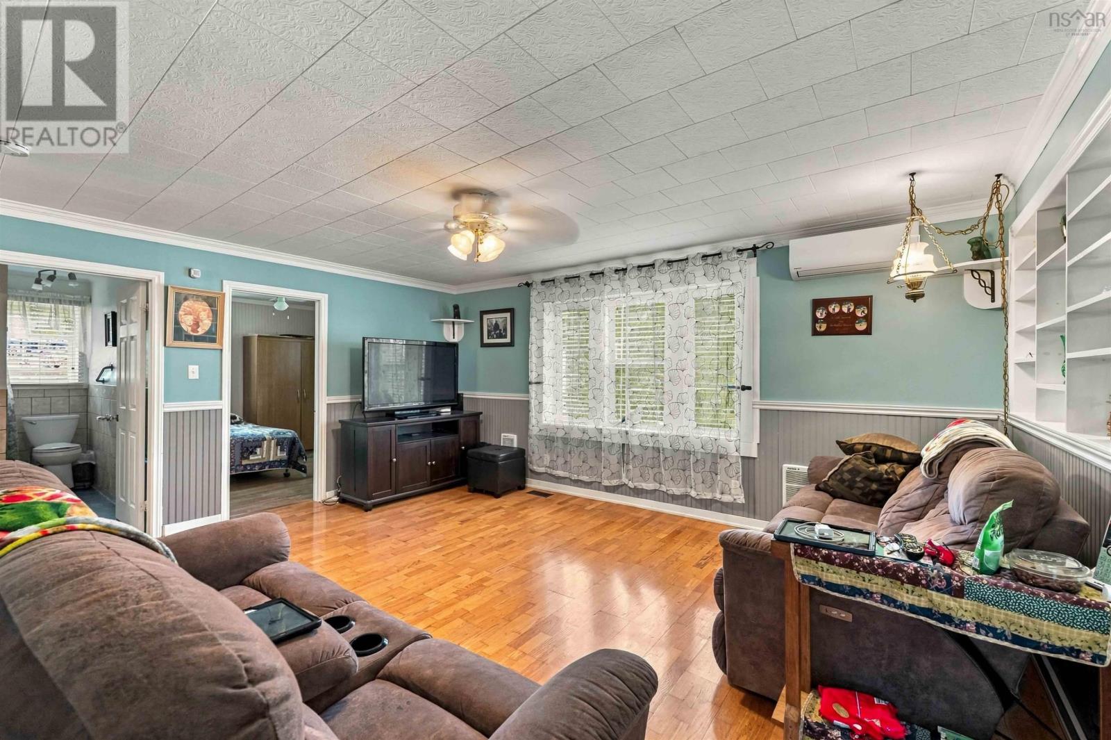 91 Willow Street - Photo 3