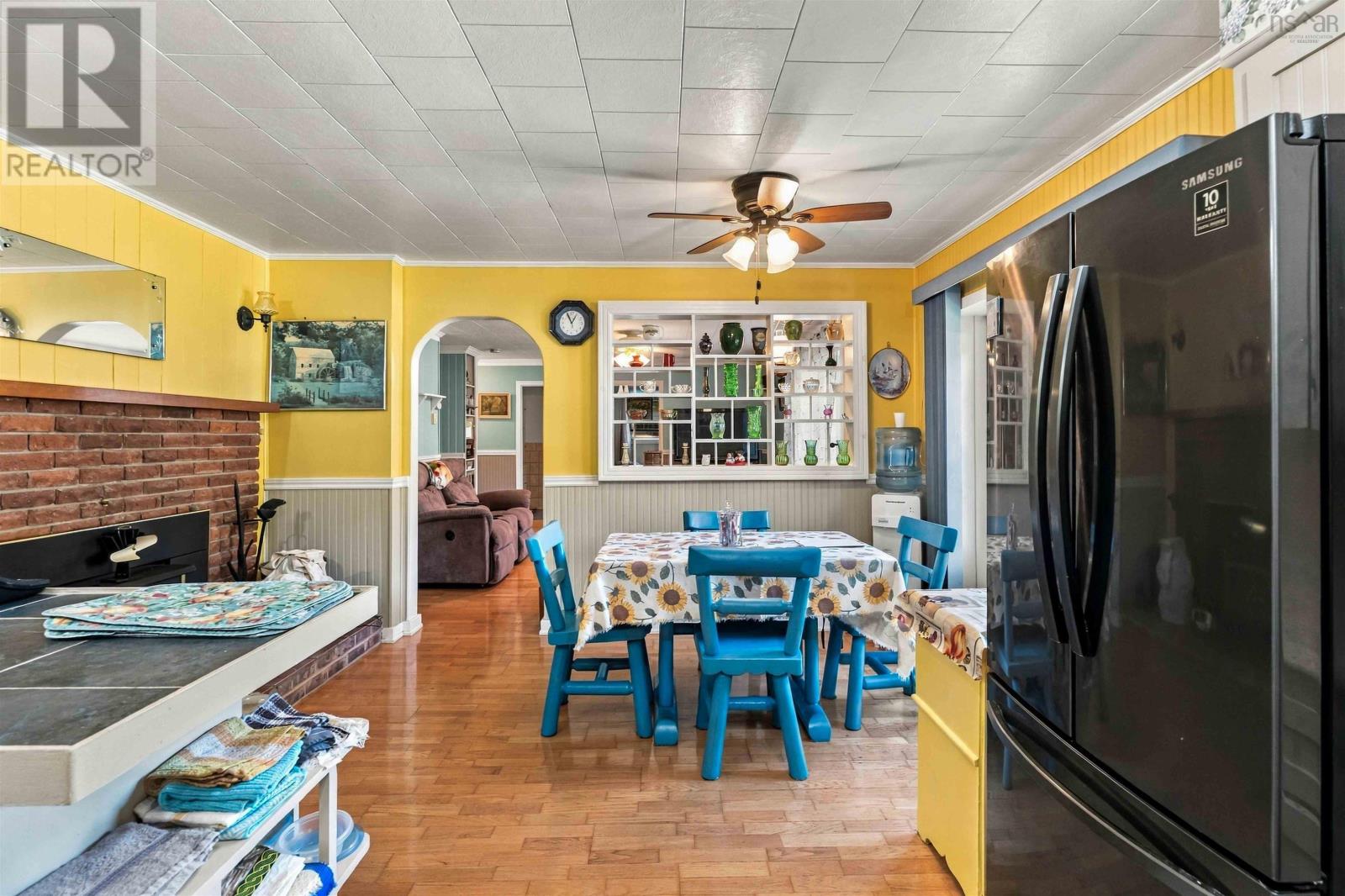91 Willow Street - Photo 4