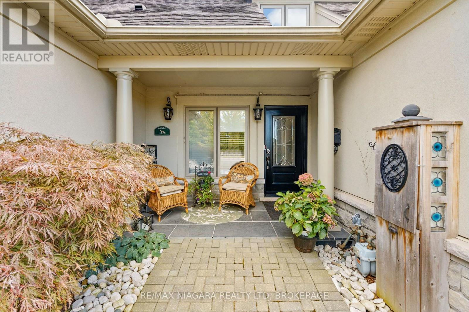 2487 WALKER COURT