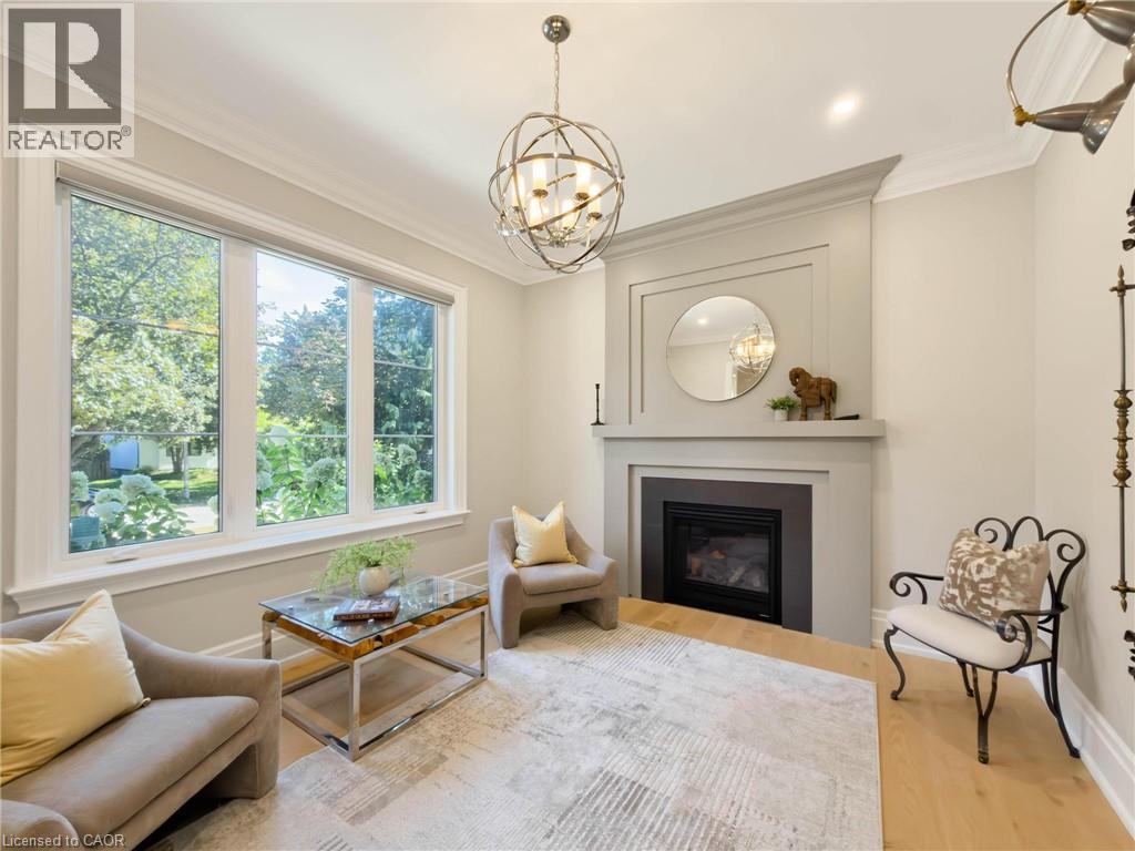 236 POPLAR Drive