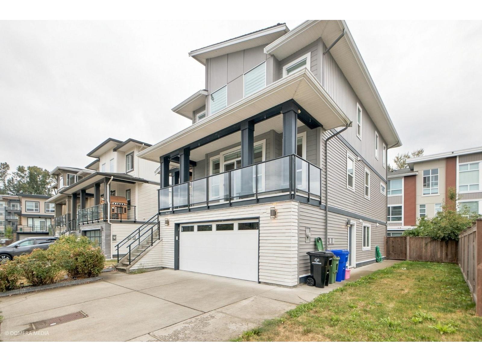 8405 MIDTOWN WAY, Chilliwack Proper South