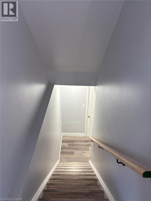 100 MASTERSON Crescent Unit# LOWER