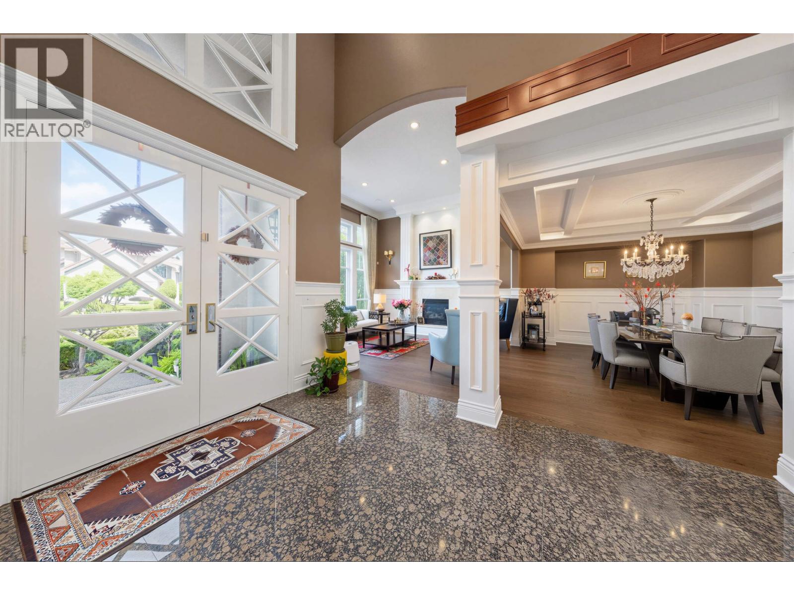 3086 CAROUSEL COURT