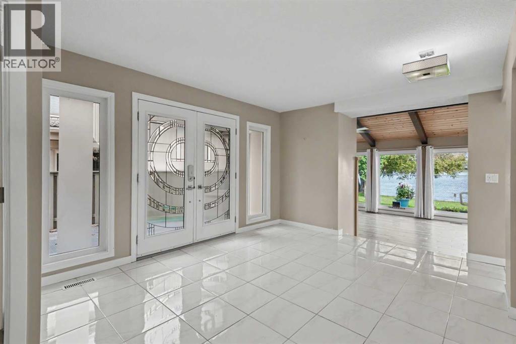 231, 20 Midpark Crescent SE