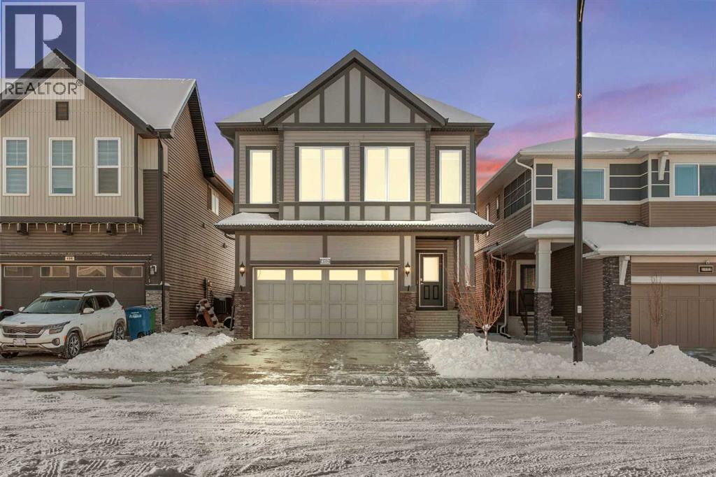492 Chinook Gate Square SW