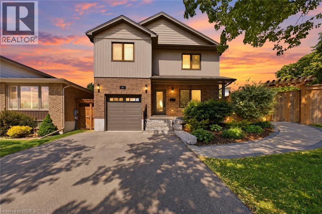 21 SANDY ROW, BRANTFORD, ON N3T 5Z3 - Image 2729512432.jpeg?d=l