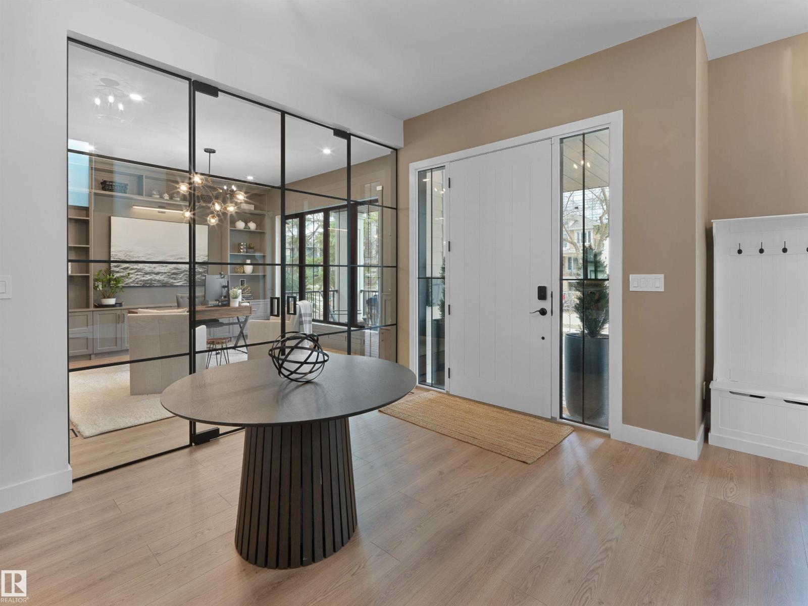 10214 125 ST NW