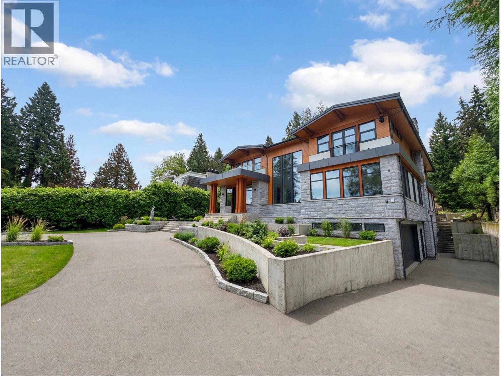 4770 DRUMMOND DRIVE