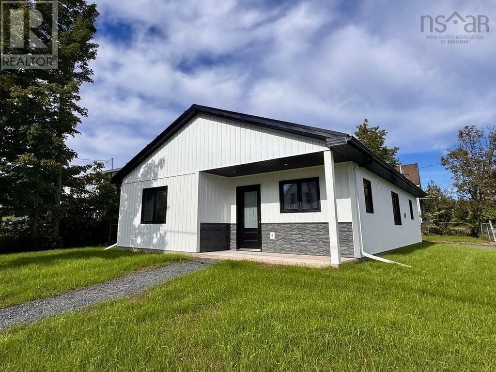 1722 N MAIN STREET, WESTVILLE, NS B0K 0A8 - Image 4215383155.jpeg?d=l
