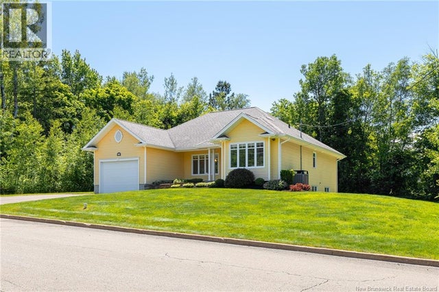 86 Greenwich