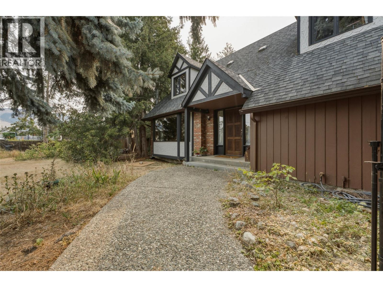 7603 De Jong Drive
