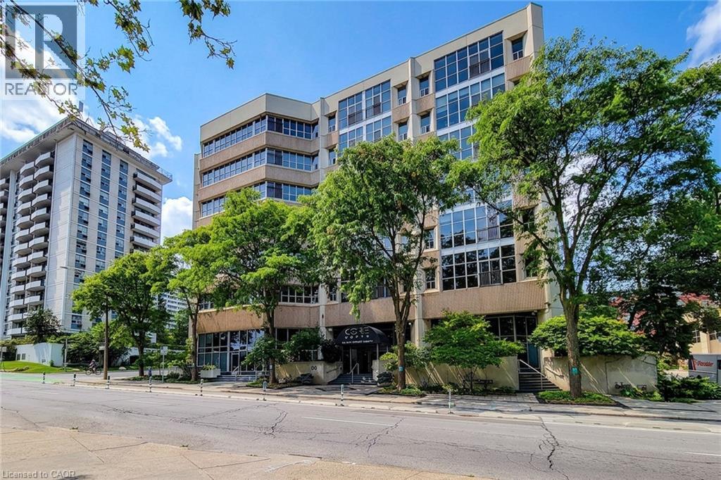 66 BAY Street S Unit# 414