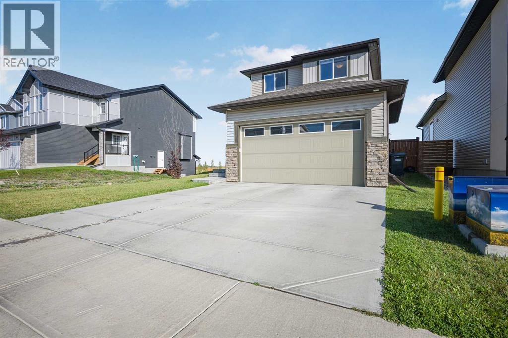 816 Lakewood Circle