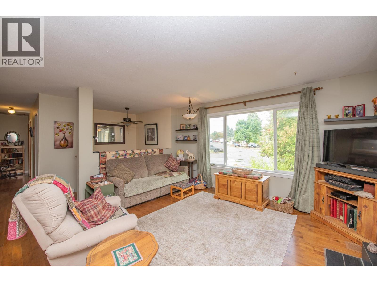 759 Heather Road