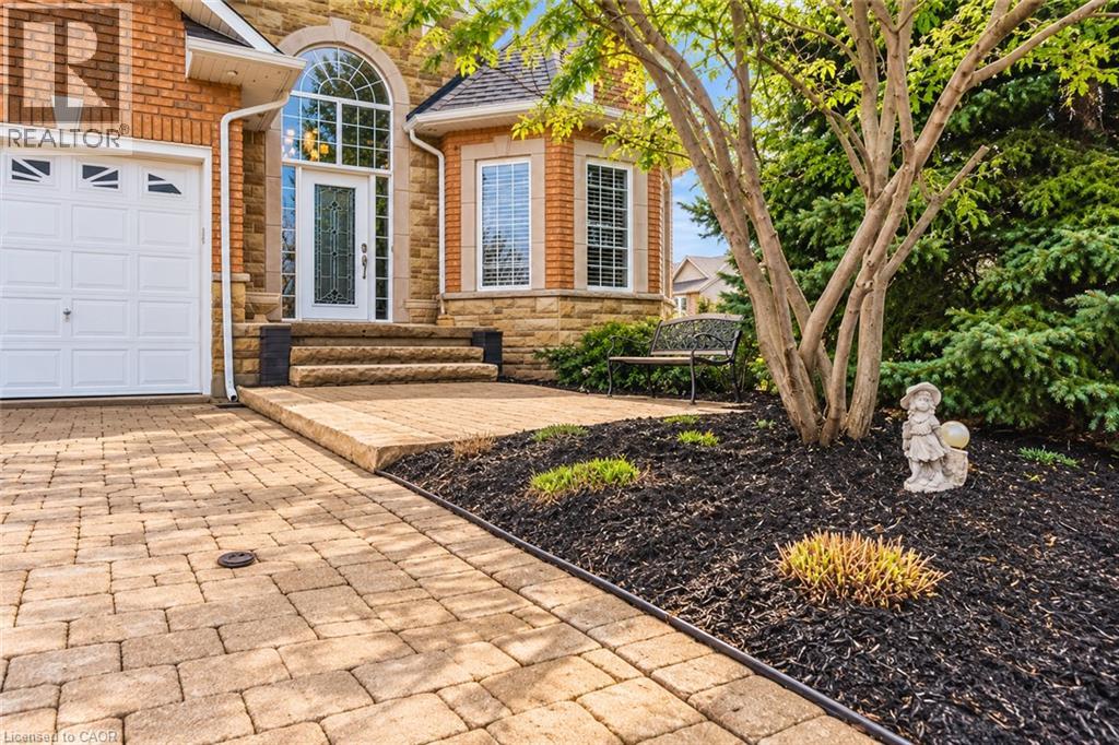 137 PINEHILL Drive