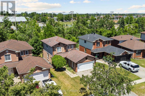 62 Arthur Ave, Barrie (Grove East), ON 3