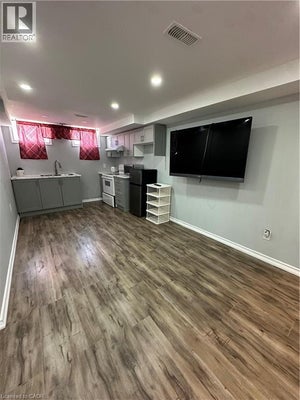 233 Powell Rd, Brantford, ON 2