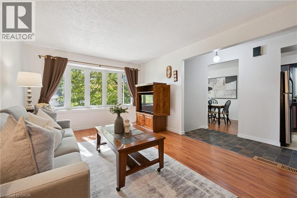 128 BRIAR KNOLL Drive